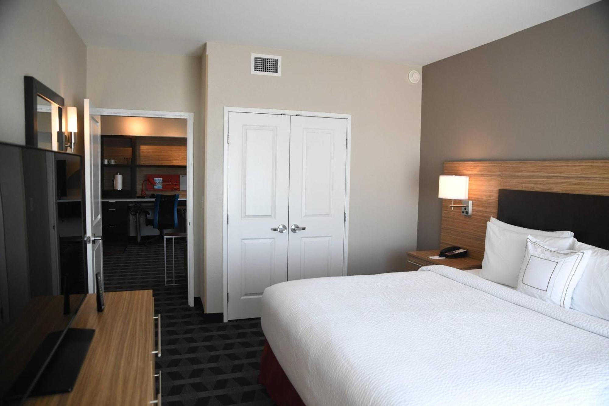 Towneplace Suites Kansas City At Briarcliff Extérieur photo